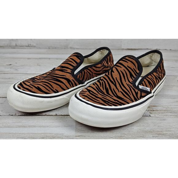 VANS Classic Tiger Print Slip On Sneakers Suede Size 4.5 Men's/6 Women's - Picture 1 of 8